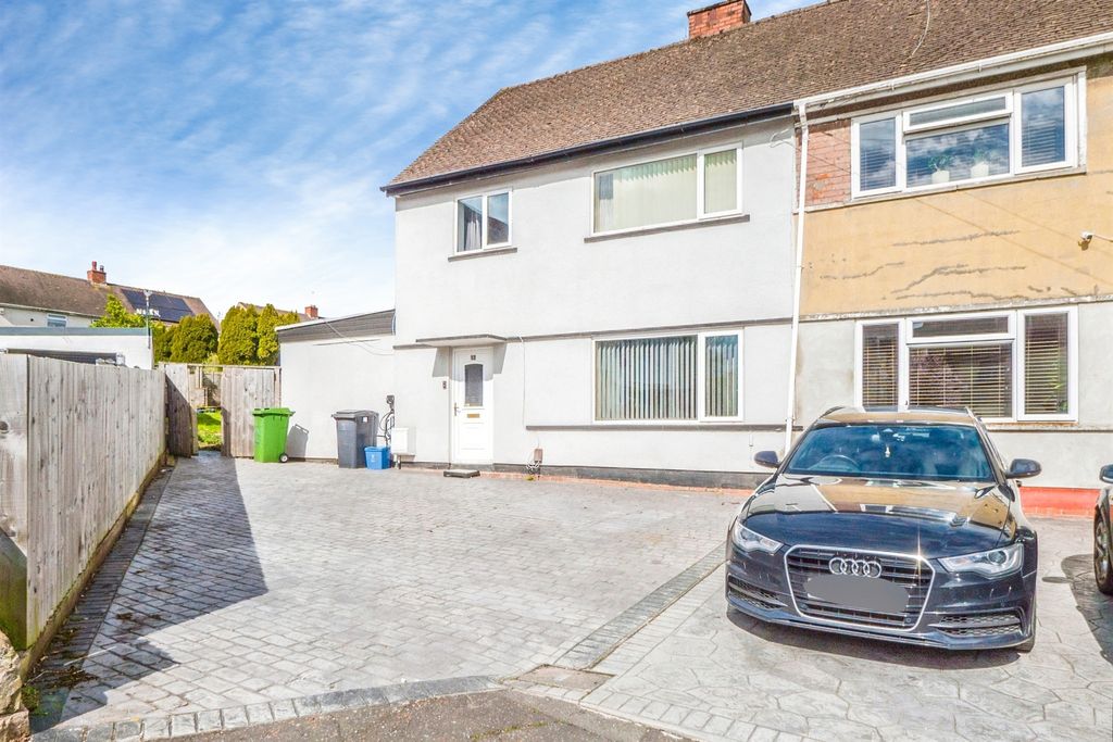 3 bed semi-detached house for saleLaugharne Avenue, Rumney, Cardiff CF3