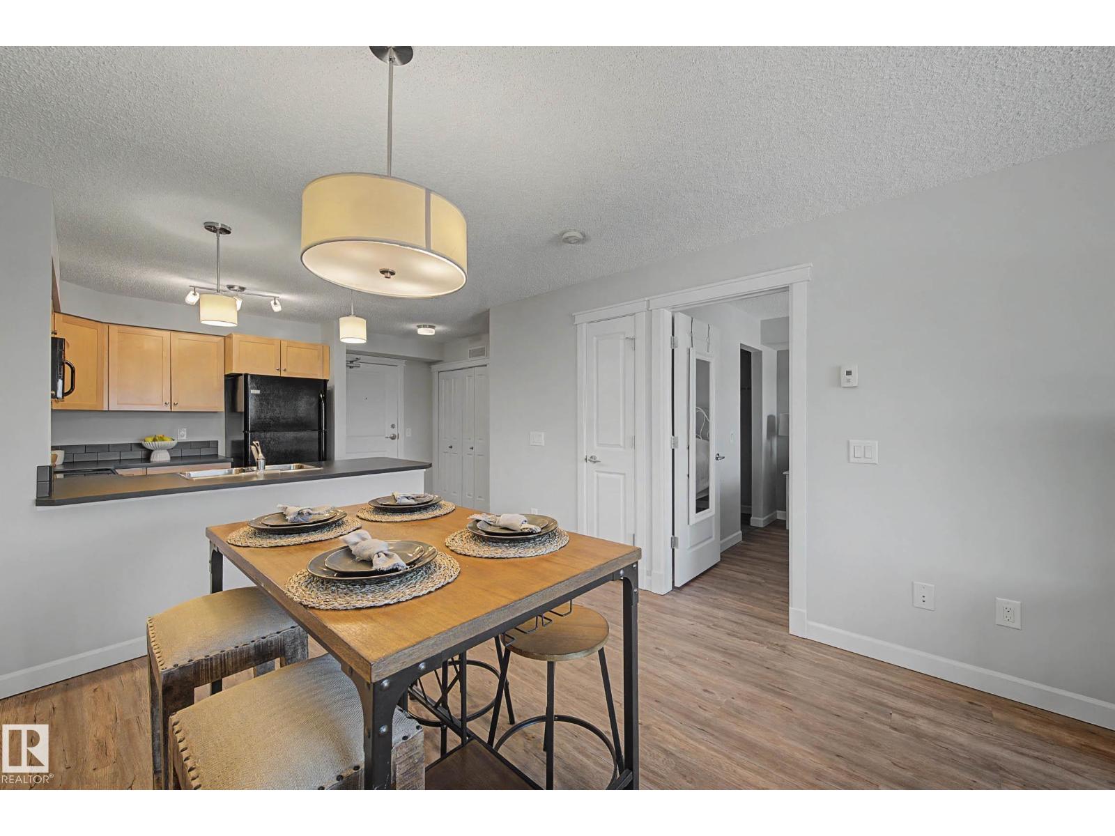 217-3715 Whitelaw Lane NW, Edmonton, AB, T6W2C3
