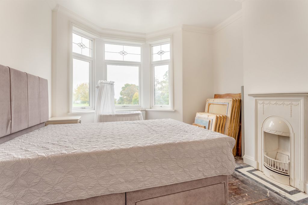Additional image 12 of 3 bed semi-detached house for saleChristchurch Road, Newport, Newport NP19