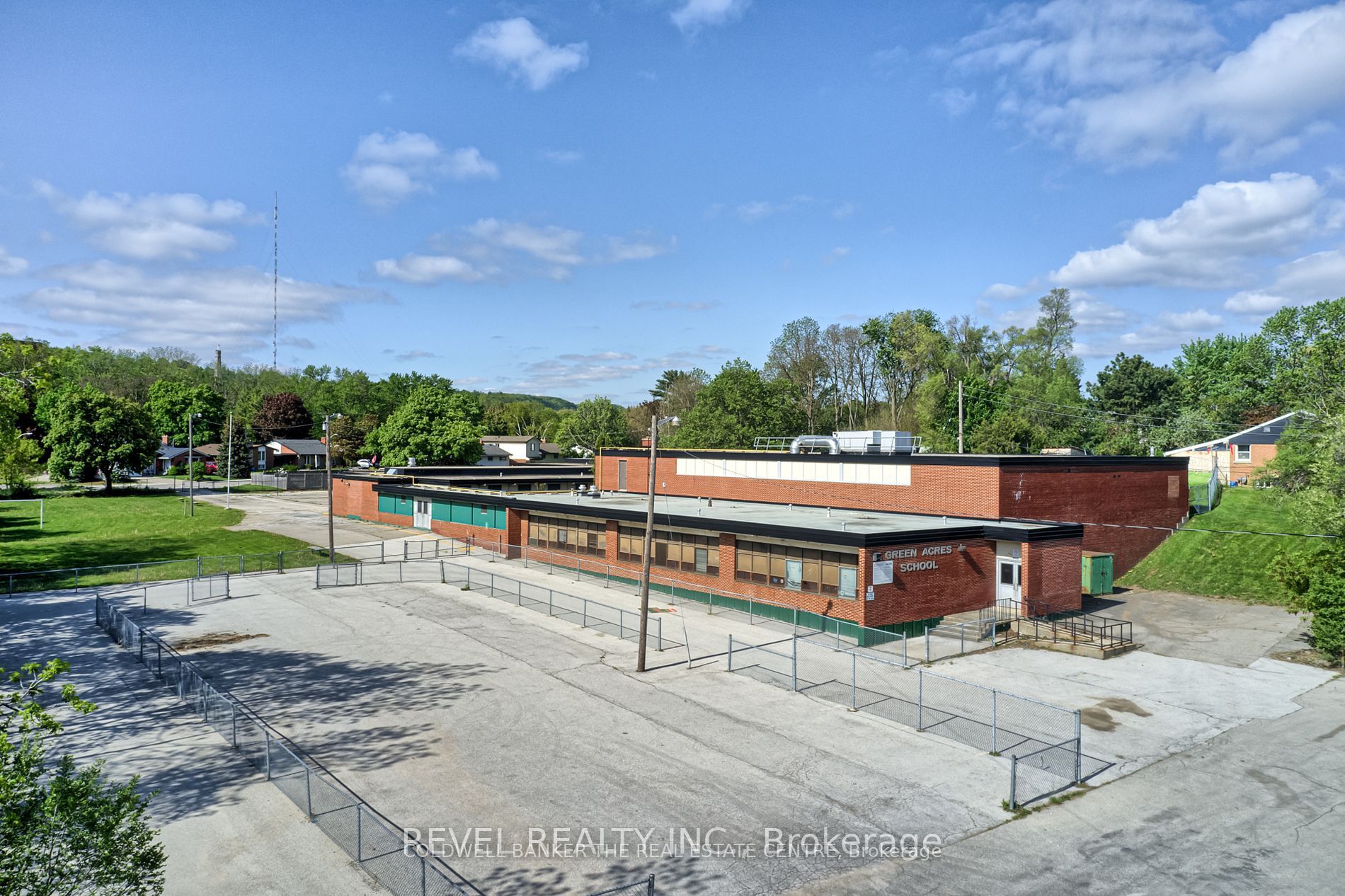 45 Randall Avenue, Hamilton, ON, L8G 2K8