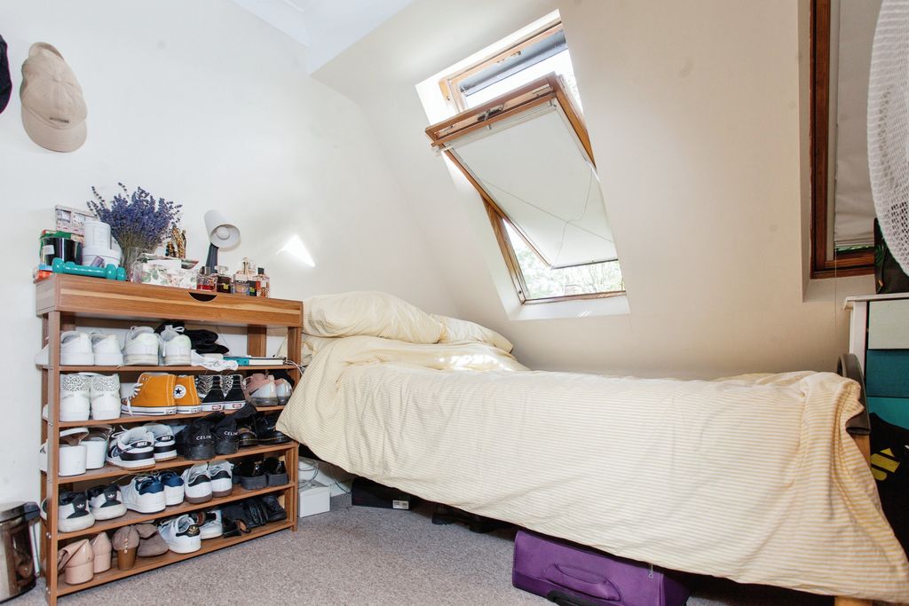 Additional image 10 of 2 bed flat for saleHigh Street, Chesterton, Cambridge, Cambridgeshire CB4