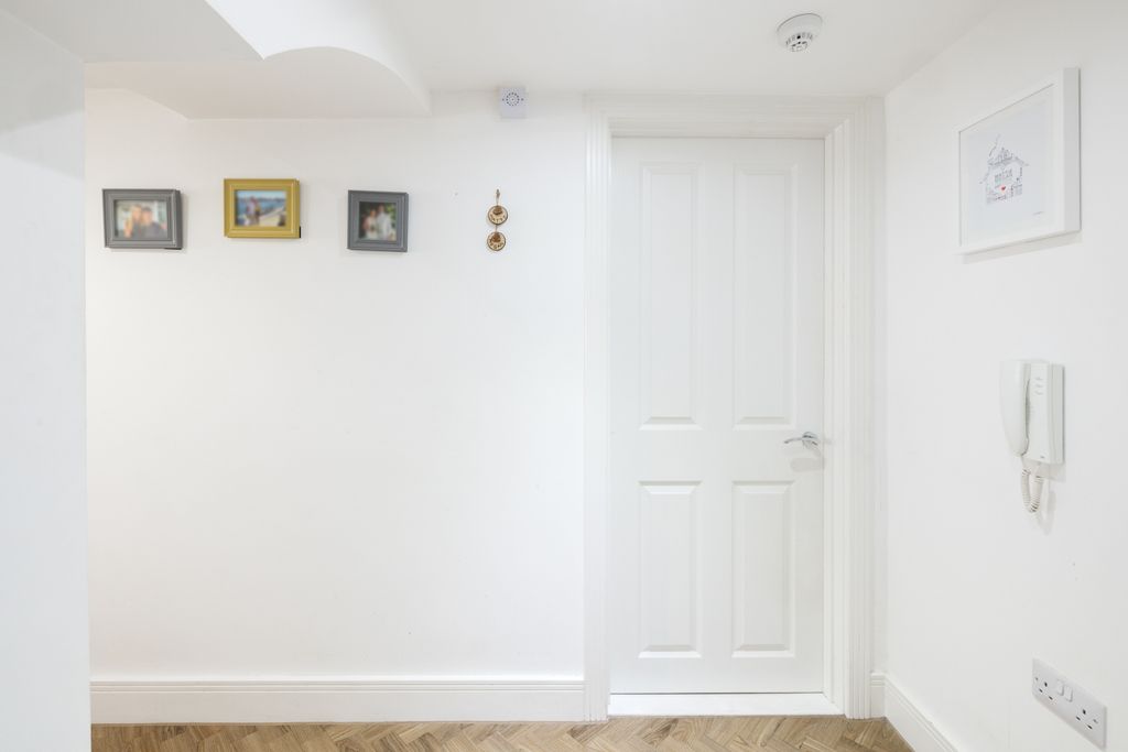 Additional image 4 of 1 bed flat for sale10 Elizabeth Place, St. Helier, Jersey JE2