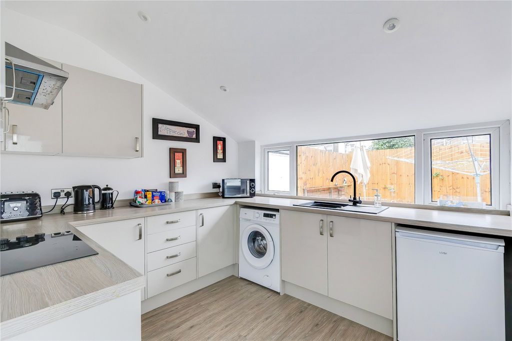 Additional image 8 of 3 bed terraced house for saleTalygarn Street, Cathays, Cardiff CF14