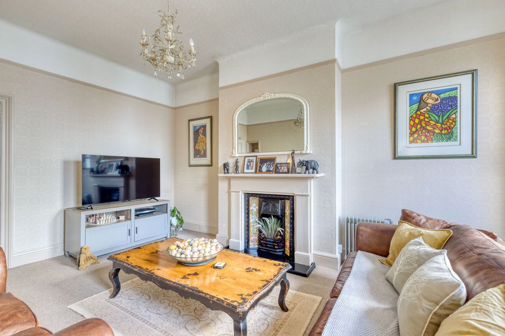 Additional image 6 of 2 bed flat for saleDon Road, St. Helier JE2