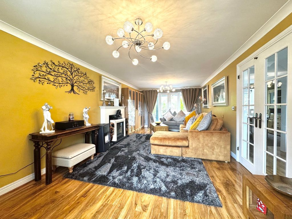 Additional image 3 of 4 bed detached house for salePriory Gardens, Langstone, Newport NP18