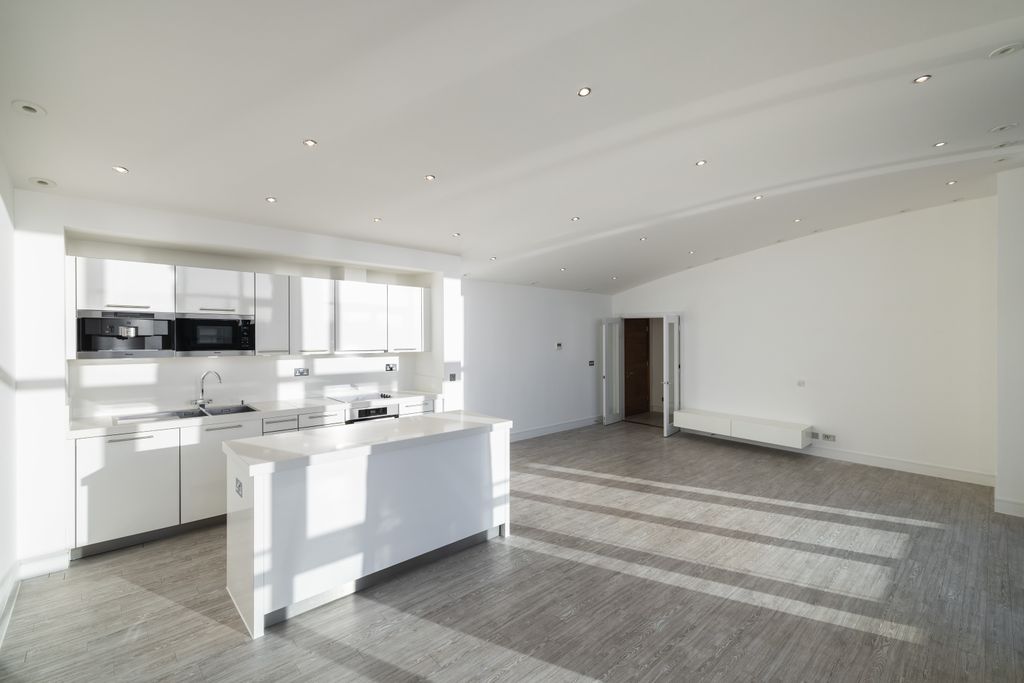 Additional image 10 of 2 bed flat for saleLa Rue De L'etau, St. Helier, Jersey JE2