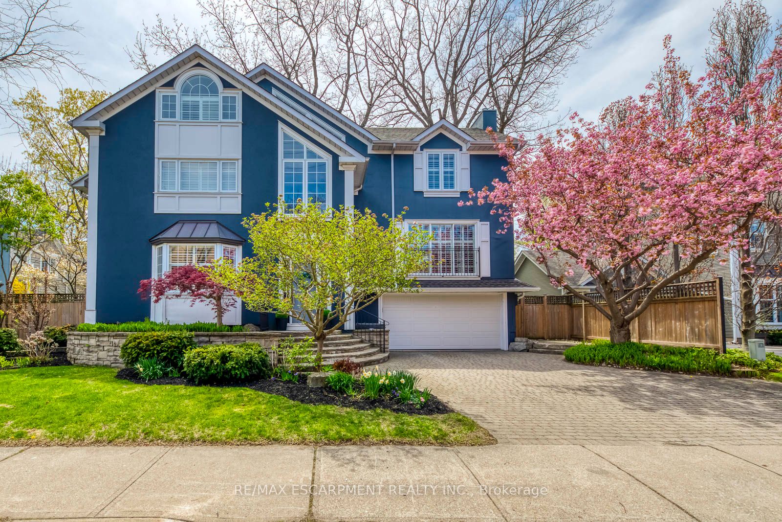 48 Forsythe Street, Oakville, ON, L6K 3J7