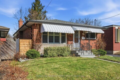 Additional image 8 of 256 Whitney Avenue, Hamilton, ON, L8S 2G8