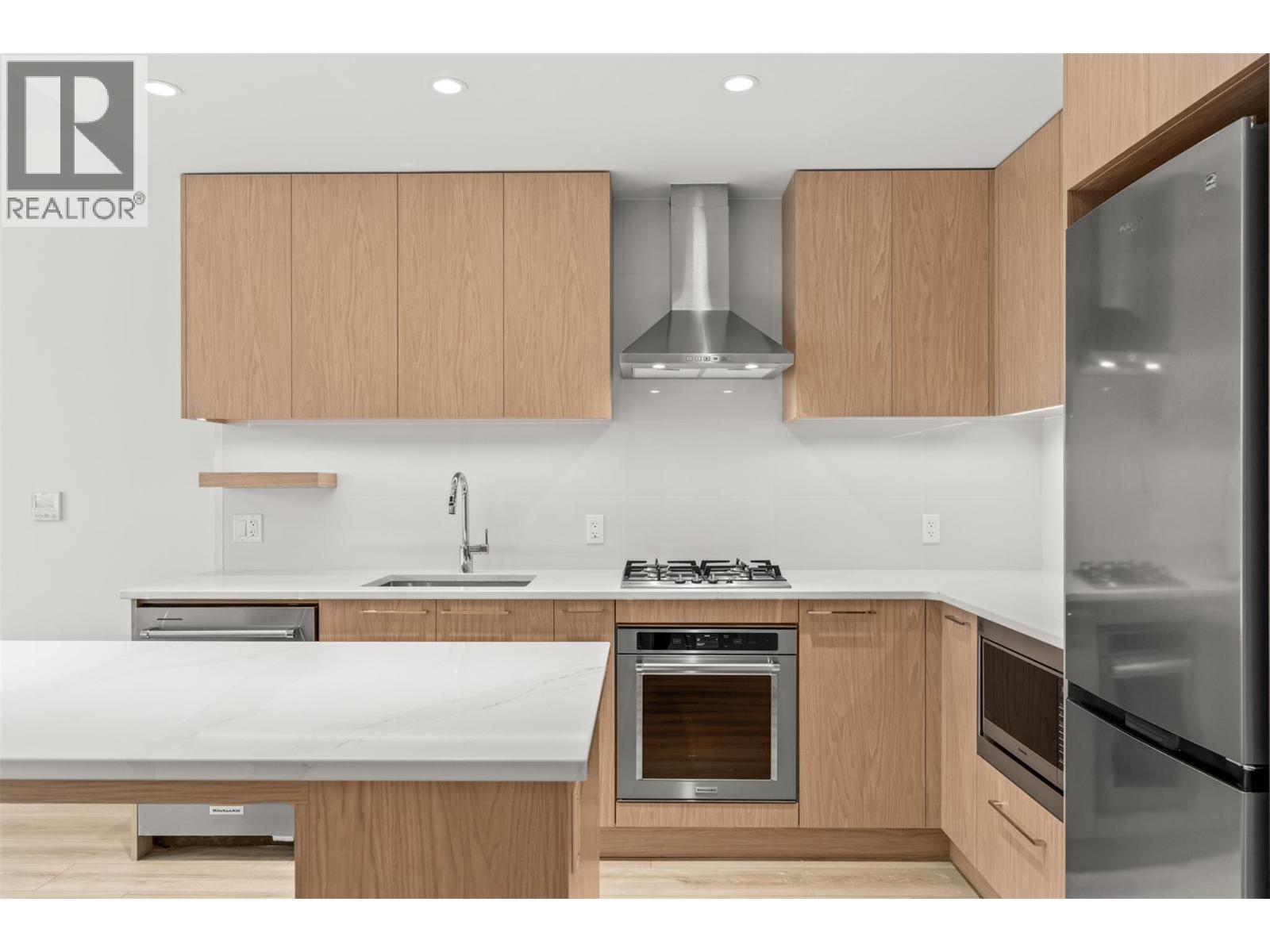 Additional image 6 of 308-3051 Abbott Street, Kelowna, BC, V1Y1G9