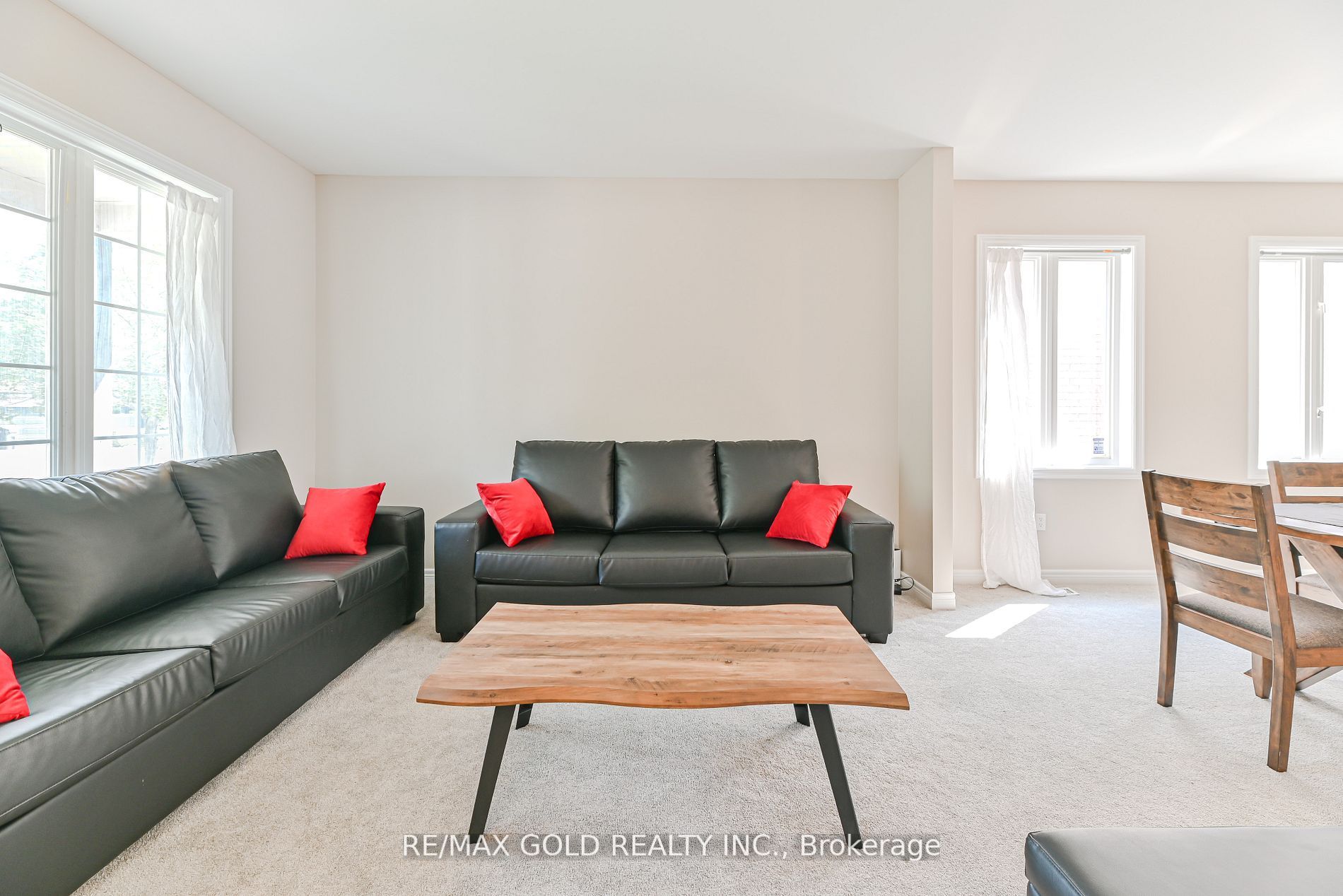 Additional image 5 of 45 Treeline Boulevard, Brampton, ON, L6P 1E4