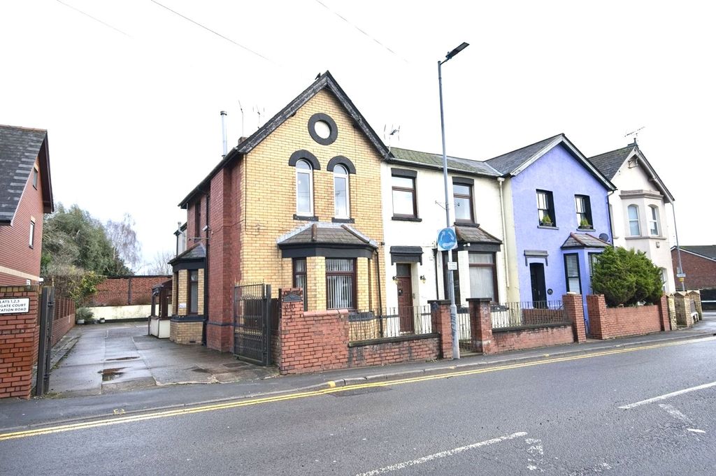 Additional image 2 of 8 bed semi-detached house for saleStation Road, Caerleon, Newport NP18