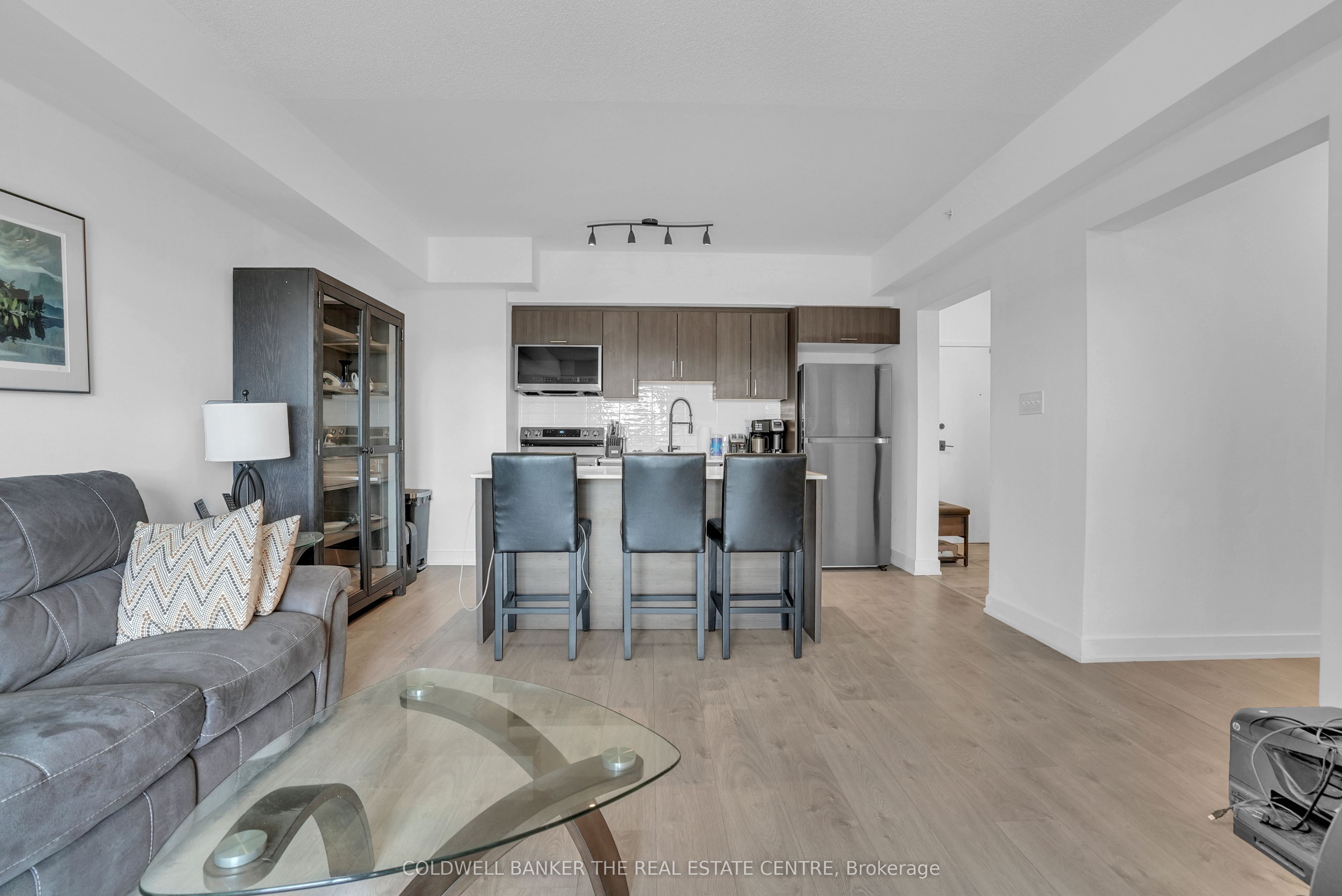 Additional image 3 of 512-5 Chef Lane, Barrie, ON, L9J 0J8