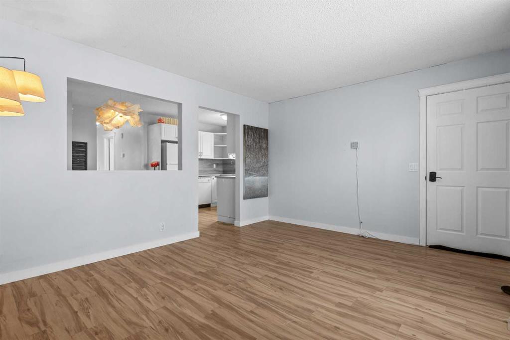 Additional image 5 of 8510 Centre Street NE, Calgary, AB, T3K 1K7