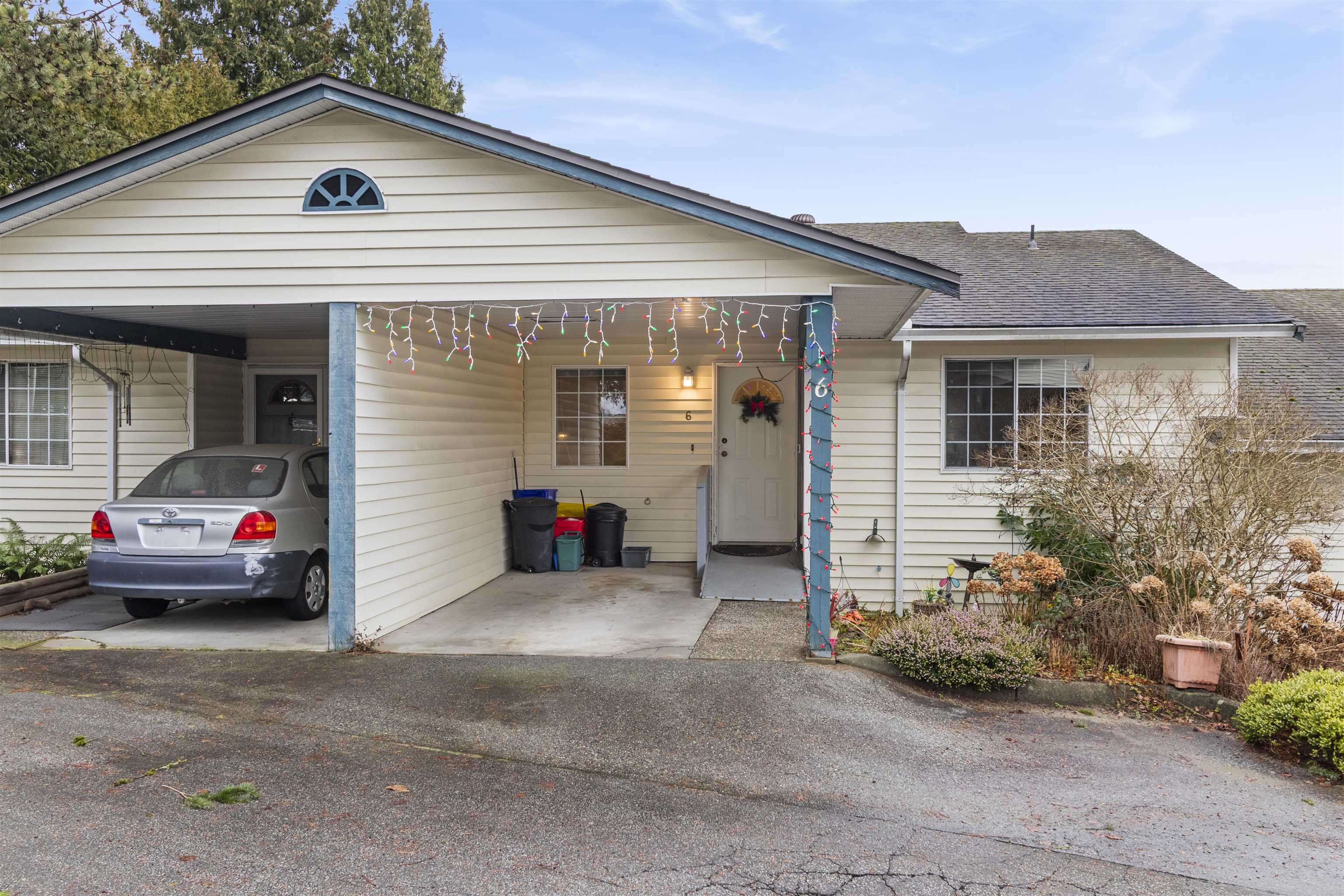 Additional image 2 of 6-11464 Fisher Street, Maple Ridge, BC, V2X 0H7