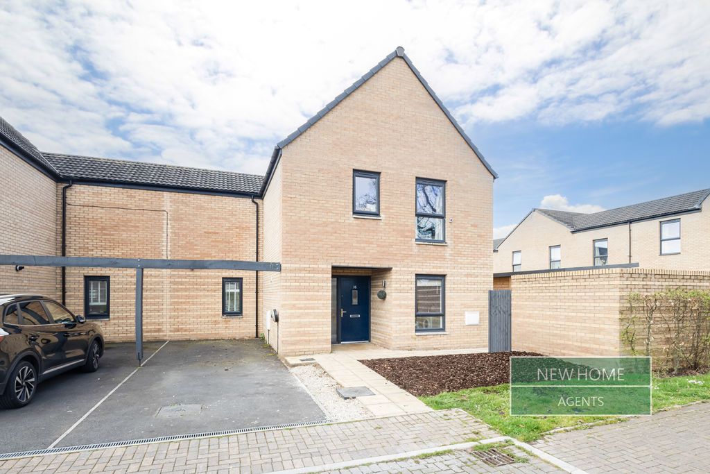 4 bed semi-detached house for saleWillowbrook Street, St. Mellons, Cardiff CF3