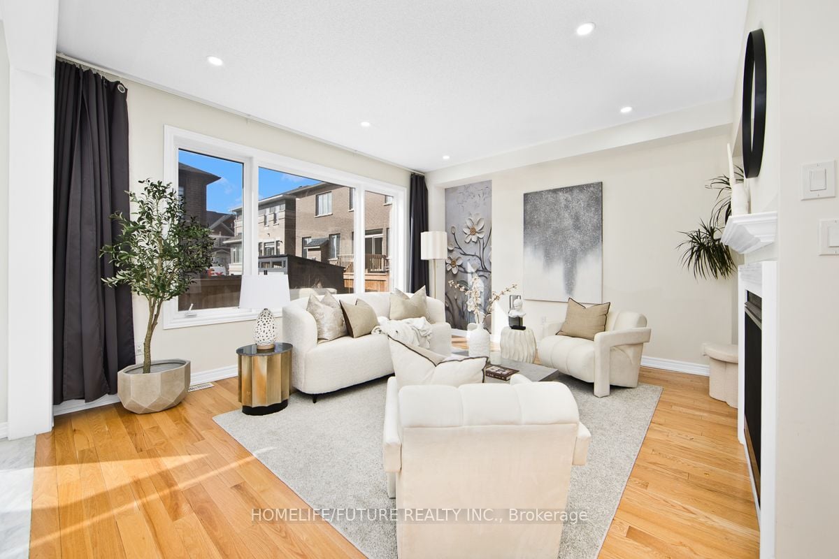Additional image 2 of 1193 Enchanted Crescent, Pickering, ON, L1X 0H1