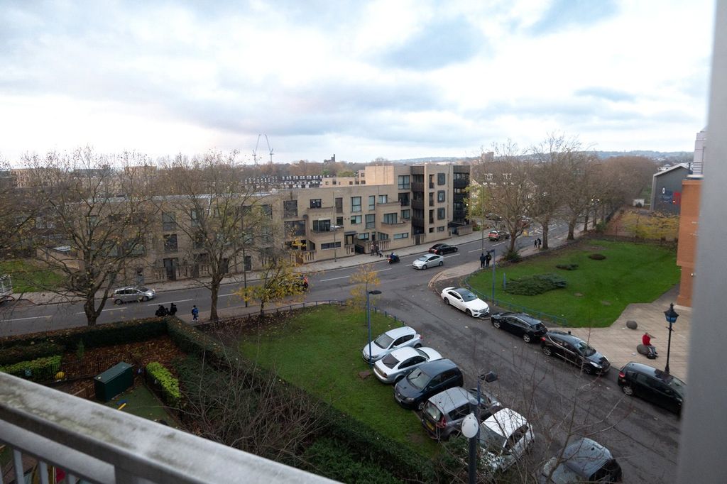 Additional image 21 of 2 bed flat for saleHeritage Avenue, Colindale NW9