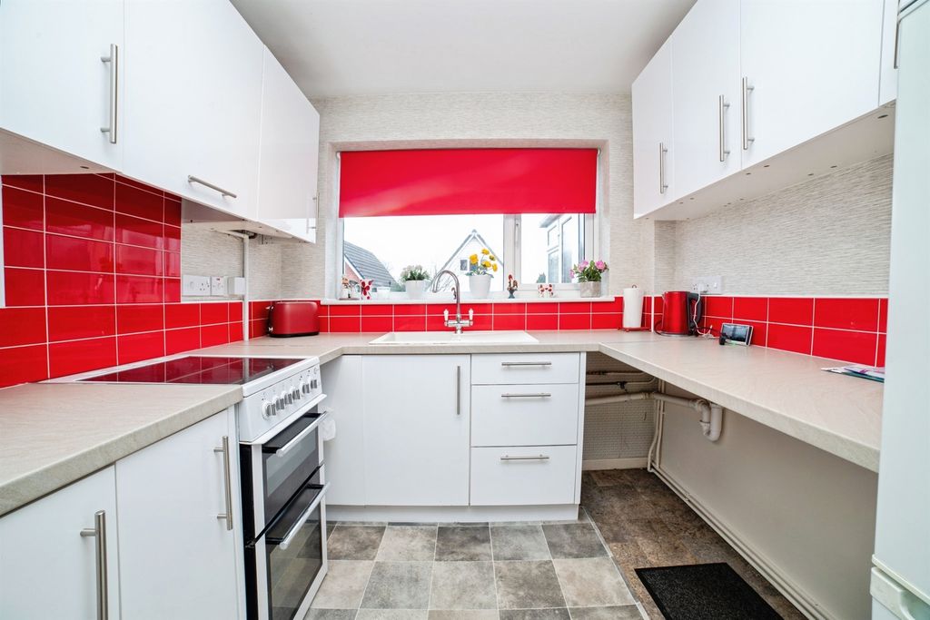 Additional image 2 of 2 bed detached bungalow for saleBoatmans Close, Ilkeston DE7