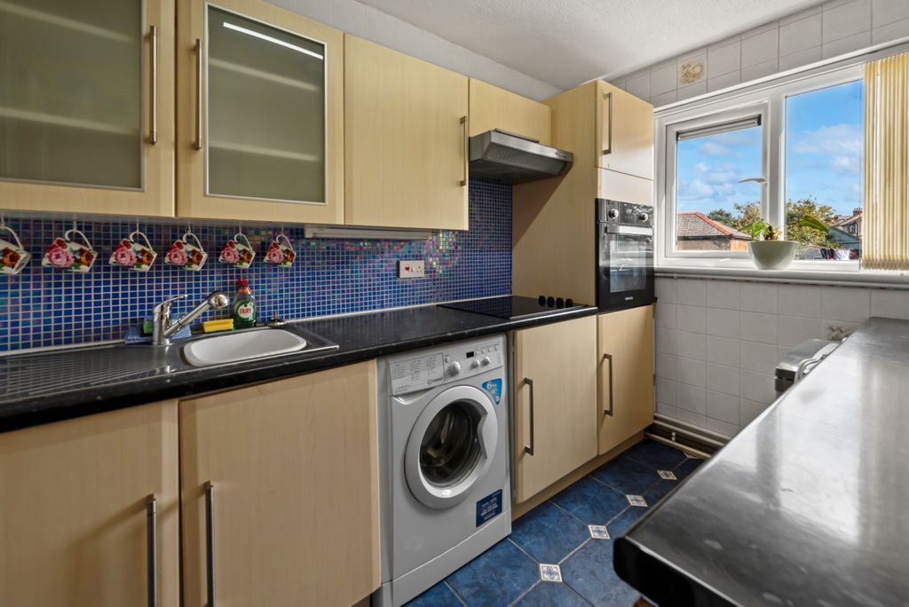 Additional image 9 of 2 bed flat for saleWentloog Court, Wentloog Road, Rumney, Cardiff CF3