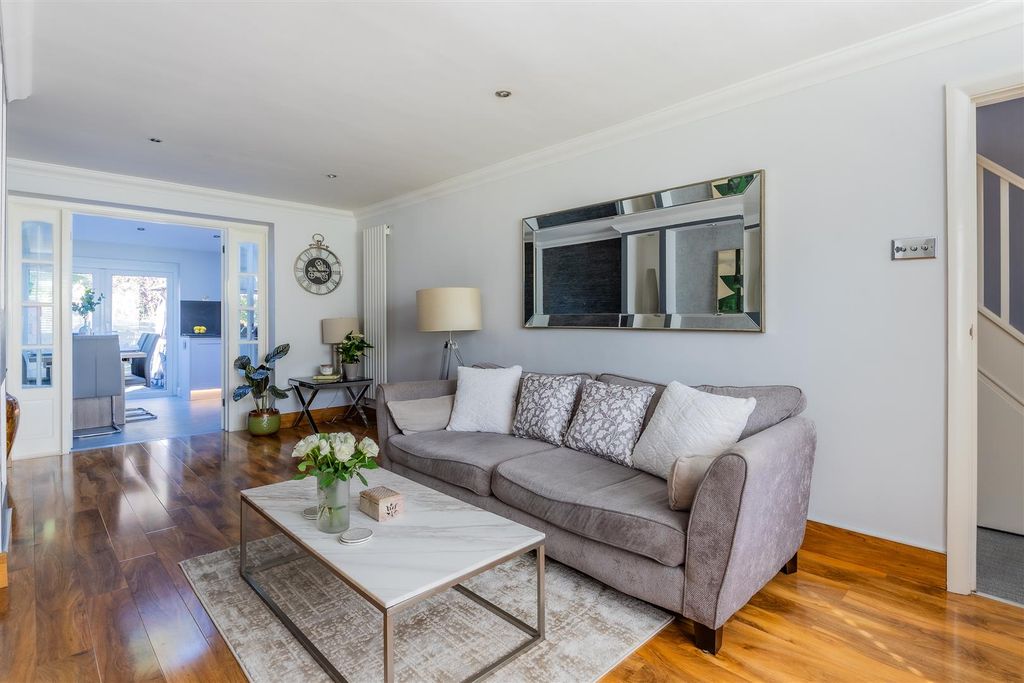 Additional image 10 of 3 bed semi-detached house for saleGrafton Close, Penylan, Cardiff CF23
