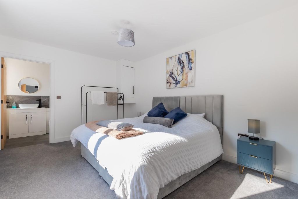 Additional image 11 of 4 bed detached bungalow for saleNewport Road, Rumney, Cardiff CF3