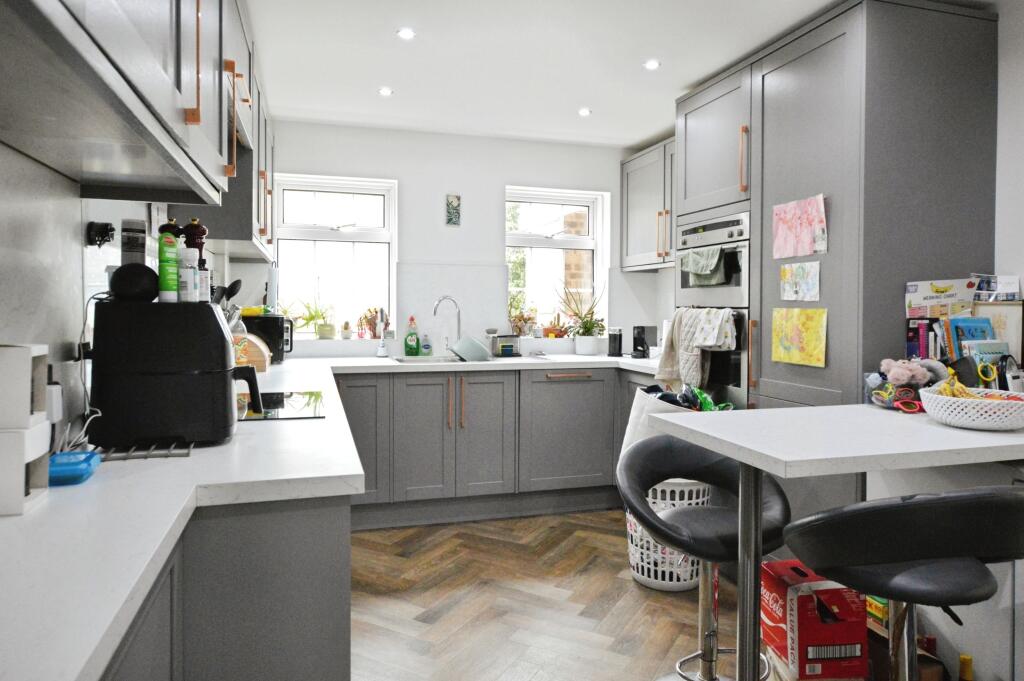 Additional image 3 of Icknield Close, St Albans, AL3