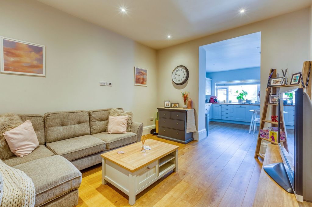 Additional image 5 of 1 bed flat for saleChevalier Road, St. Helier JE2