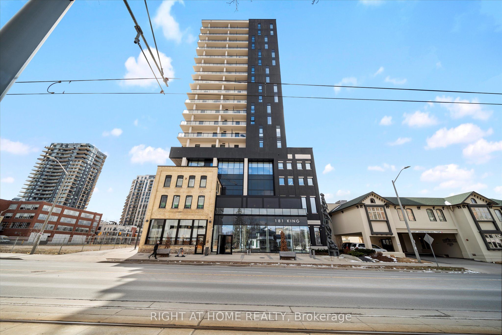 Additional image 2 of 806-181 King Street S, Waterloo, ON, N2J 0E7