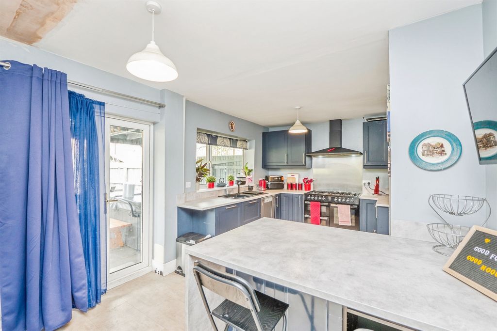 Additional image 19 of 3 bed semi-detached house for saleLaugharne Avenue, Rumney, Cardiff CF3