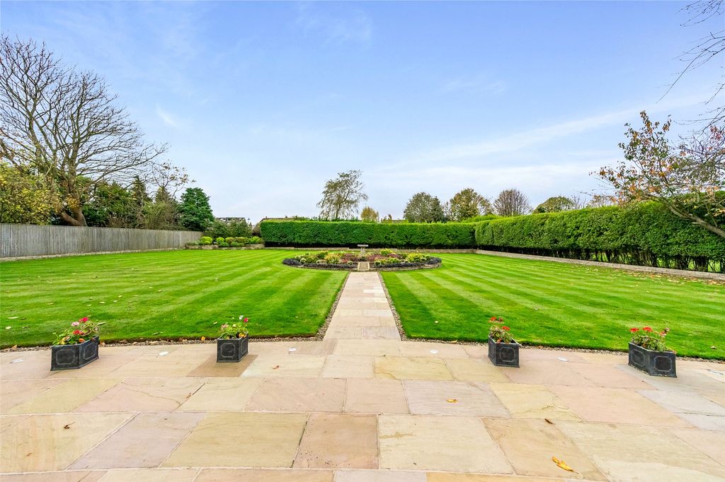 Additional image 16 of 6 bed detached house for saleMeads, Wigton Lane, Alwoodley, Leeds, West Yorkshire LS17