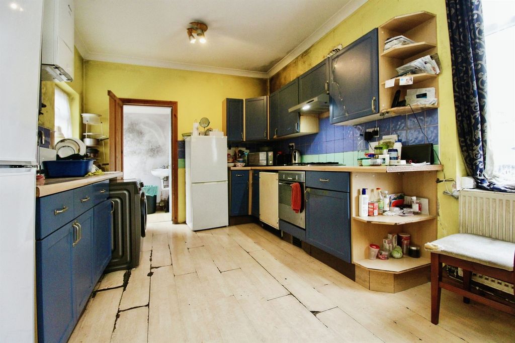 Additional image 9 of 5 bed end terrace house for saleAtlas Road, Cardiff CF5