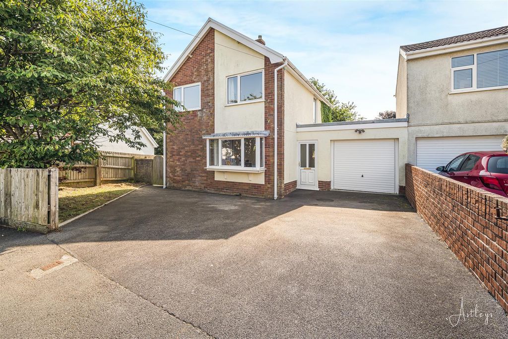 4 bed detached house for saleBroadmead Crescent, Bishopston, Swansea SA3