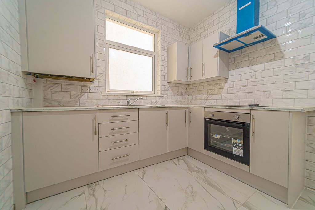 Additional image 3 of 4 bed terraced house for saleFairoak Avenue, Newport NP19