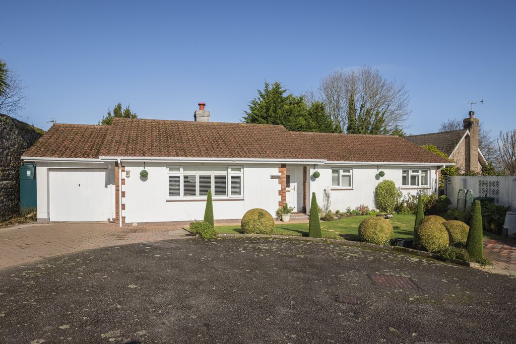 3 bed bungalow for saleLa Grande Route De Faldouet, St. Martin, Jersey JE3