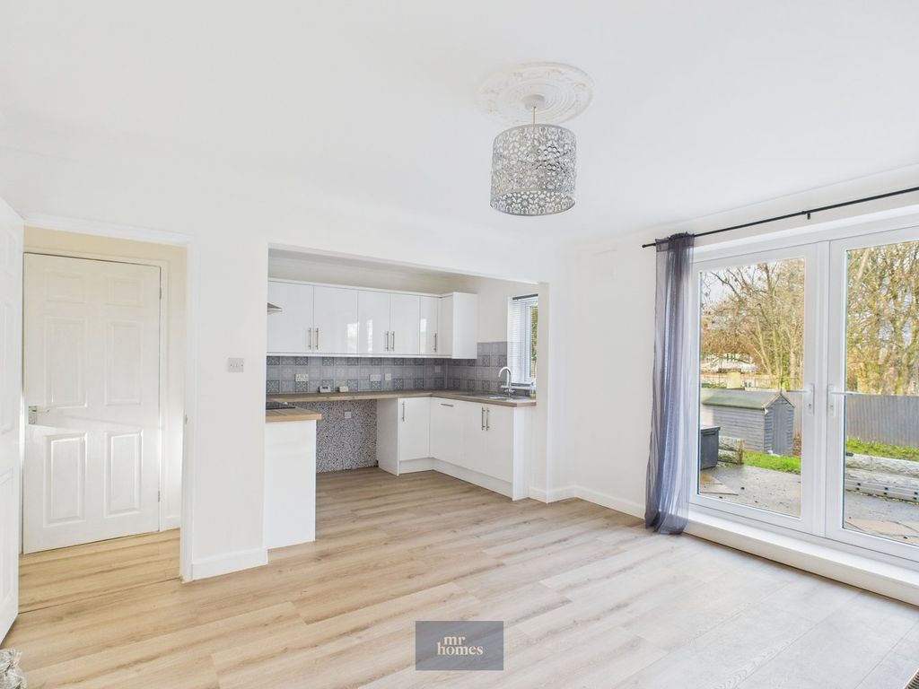 3 bed semi-detached house for saleArcher Road, Ely, Cardiff CF5 photo 5