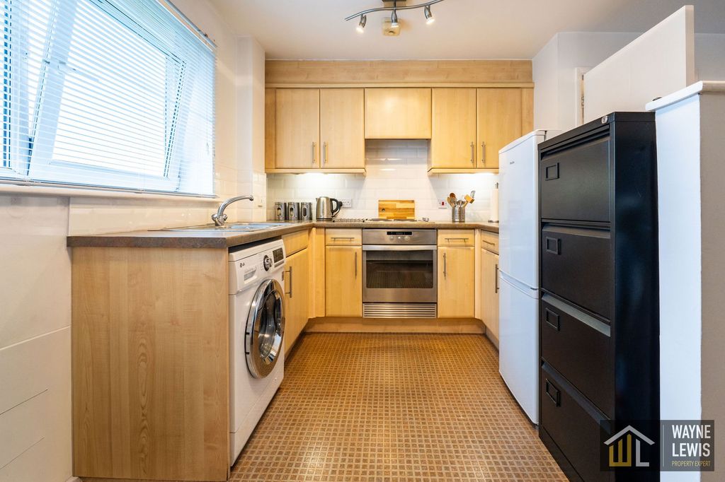 Additional image 4 of 1 bed flat for saleJim Driscoll Way, Cardiff CF11