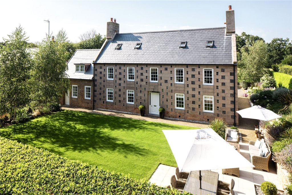 4 bed detached house for saleLa Rue Des Varvots, St Lawrence, Jersey JE3