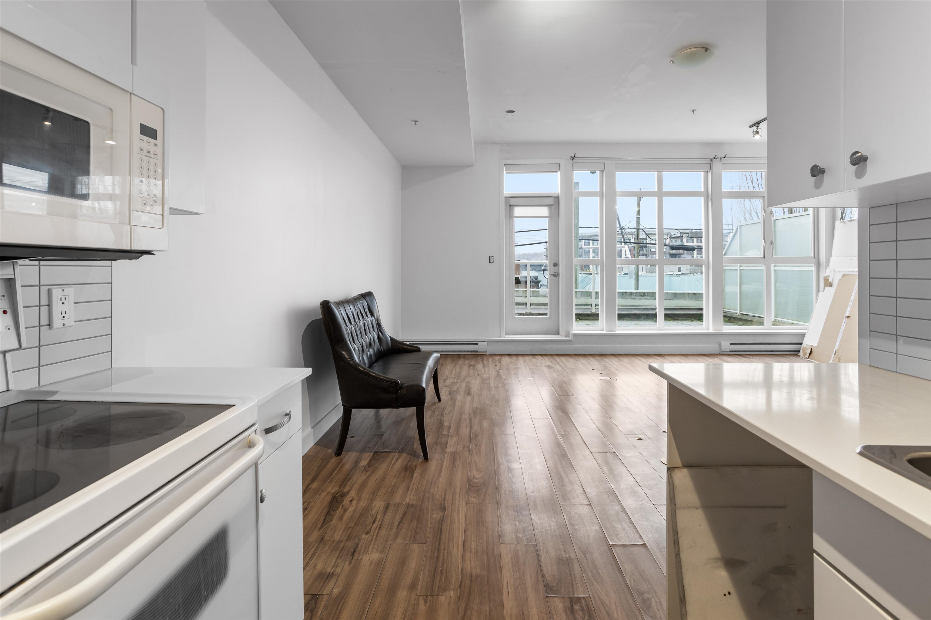 Additional image 6 of 202-20238 Fraser Highway, Langley, BC, V3A 4E6