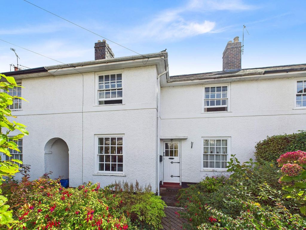3 bed terraced house for salePen-Y-Dre, Rhiwbina, Cardiff. CF14