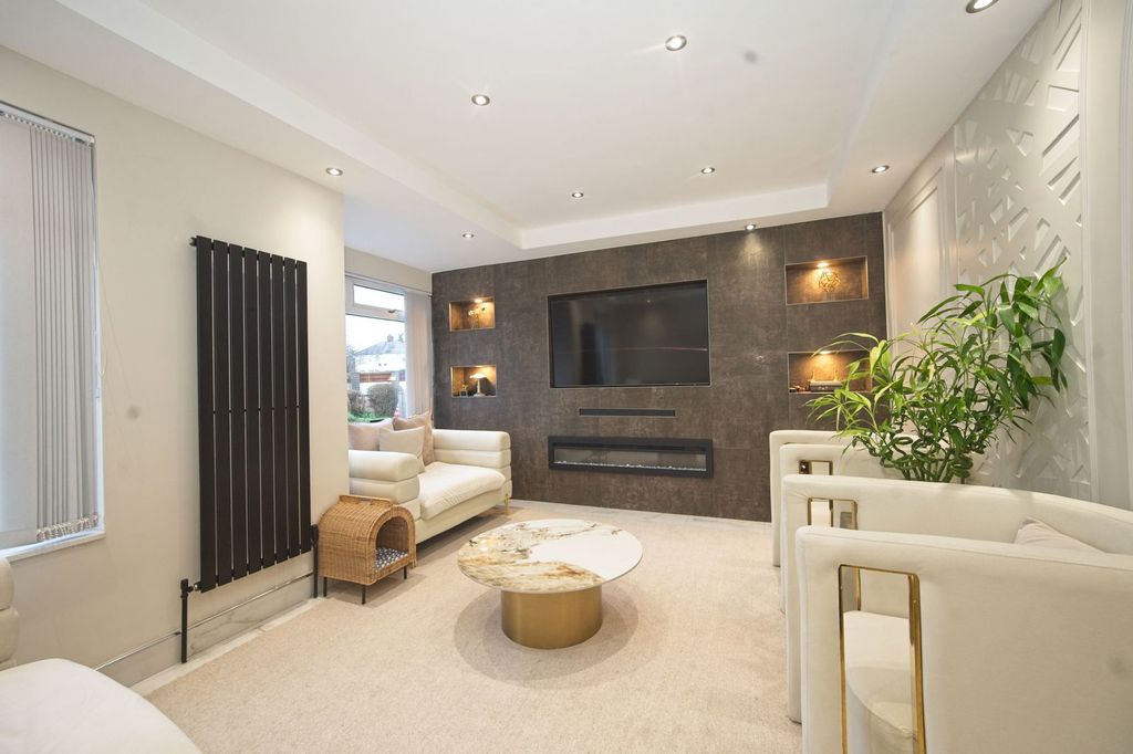 Additional image 2 of 4 bed semi-detached house for saleTy Fry Gardens, Rumney, Cardiff CF3