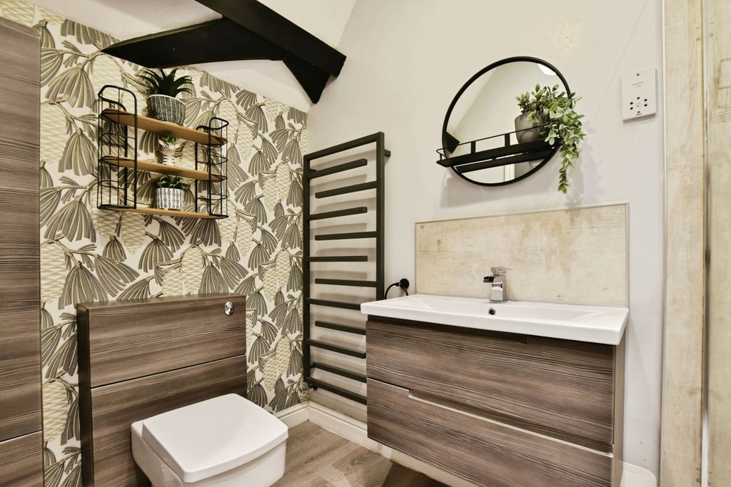 Additional image 14 of 4 bed mews for saleHartford Road, Davenham, Northwich CW9