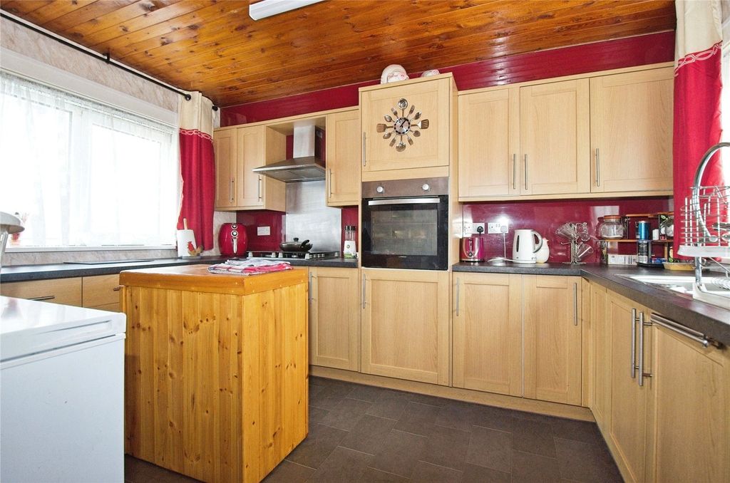 Additional image 7 of 4 bed semi-detached house for saleBronwydd Road, Cardiff CF24