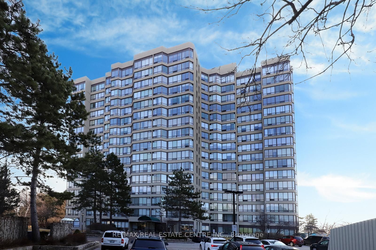 1704-26 Hanover Road, Brampton, ON, L6S 4T2