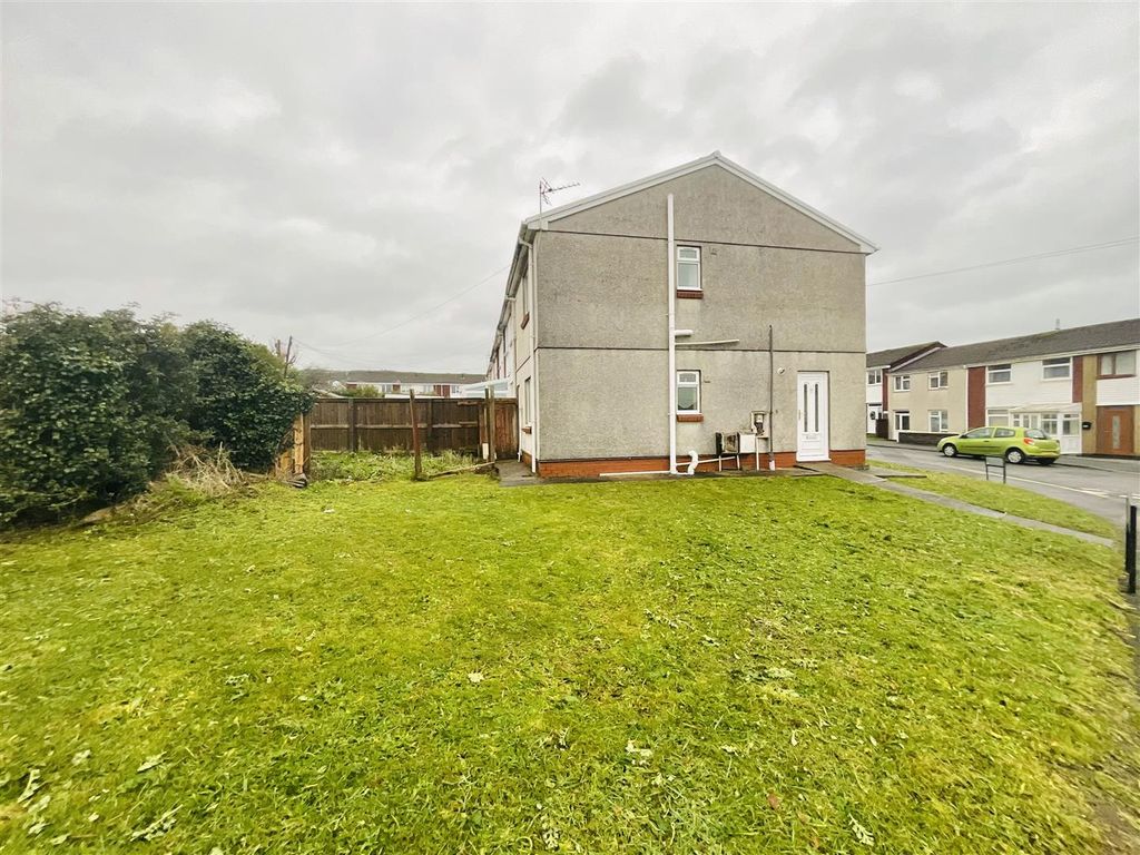 Additional image 2 of 2 bed flat for saleSandfield Road, Burry Port SA16