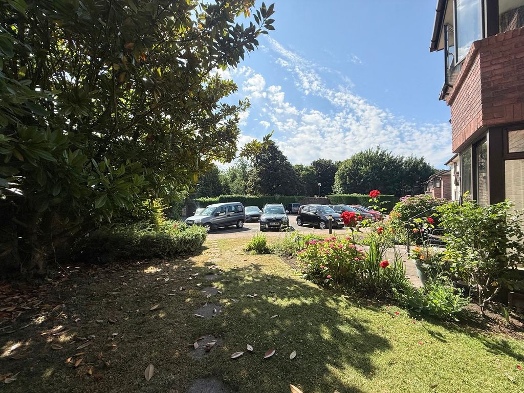Additional image 12 of 2 bed property for salePriory Gardens, Abergavenny NP7