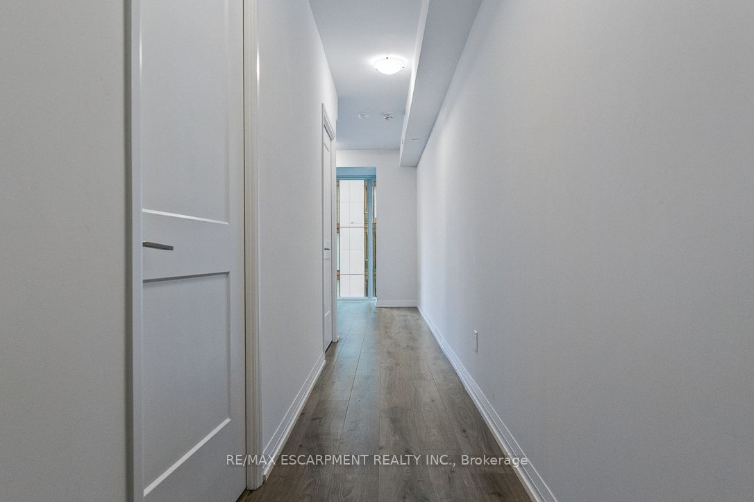 Additional image 3 of 4021-28 Widmer Street, Toronto, ON, M5V 0T2