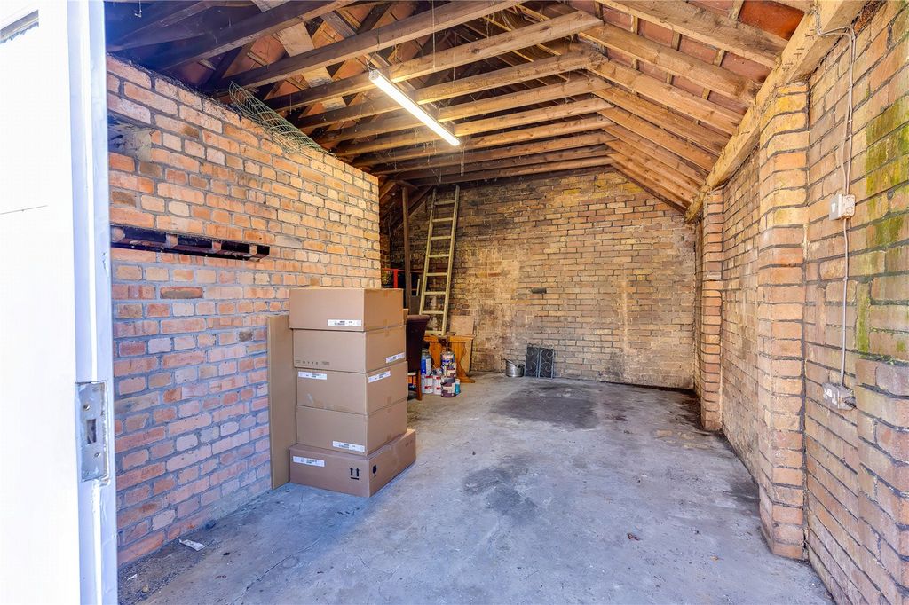 Additional image 37 of 3 bed semi-detached house for saleAlbany Road, Roath, Cardiff CF24