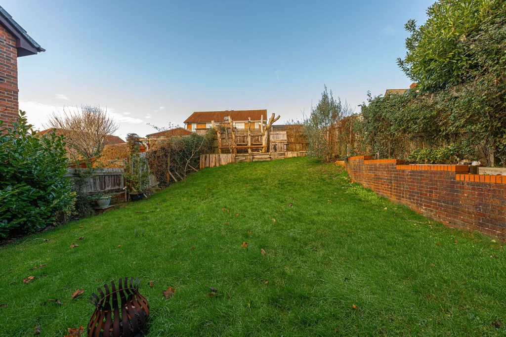 Additional image 2 of 4 bed detached house for saleBadgers Walk, Undy NP26