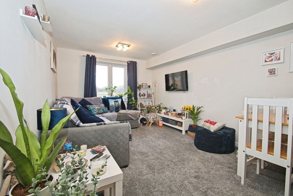 Additional image 3 of 1 bed flat for saleAshbourn Way, Llanishen, Cardiff CF14