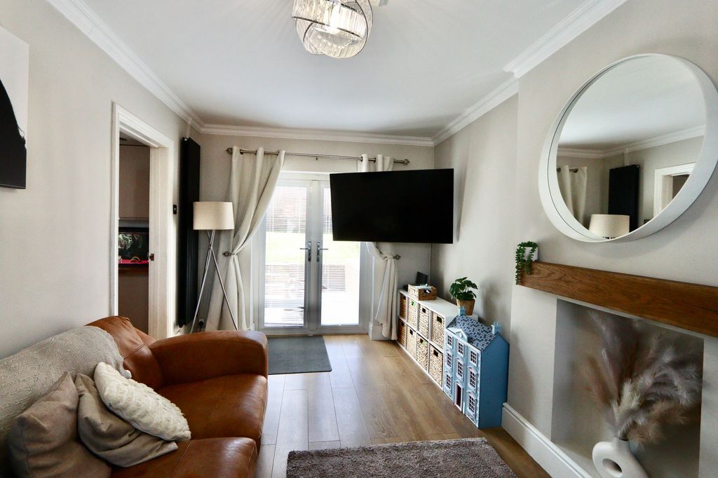 Additional image 3 of 3 bed terraced house for saleTreowen Road, Newbridge NP11
